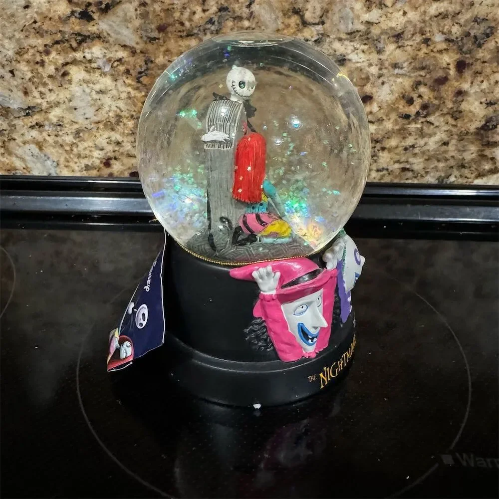 Disney Nightmare Before Christmas BlackCelebrating Our LoveBlack Snow‎ Globe
